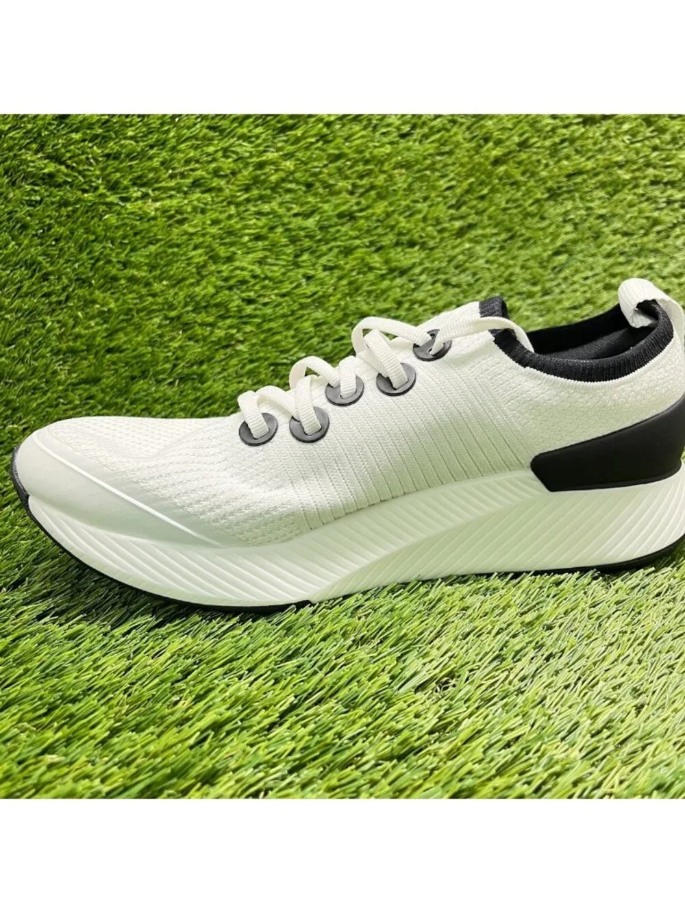 Allbirds Tree Glider Womens Size 10 White Black Athletic Running Shoes Sneakers